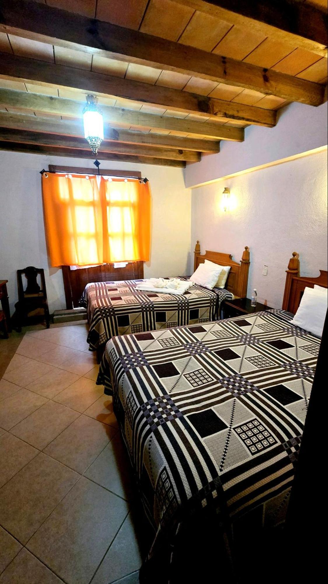 Plaza Baratillo Hotel 3*